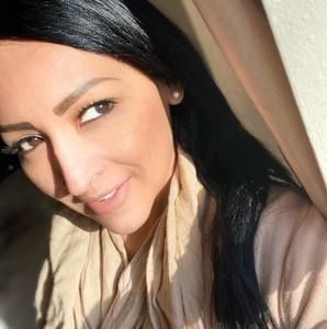 Meet your Posher, Karina